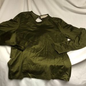 Bobby Jones M olive long sleeve T worn once